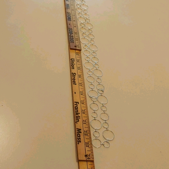 NWT Hoop Style Silver Necklace and Earrings Set - Picture 5 of 6